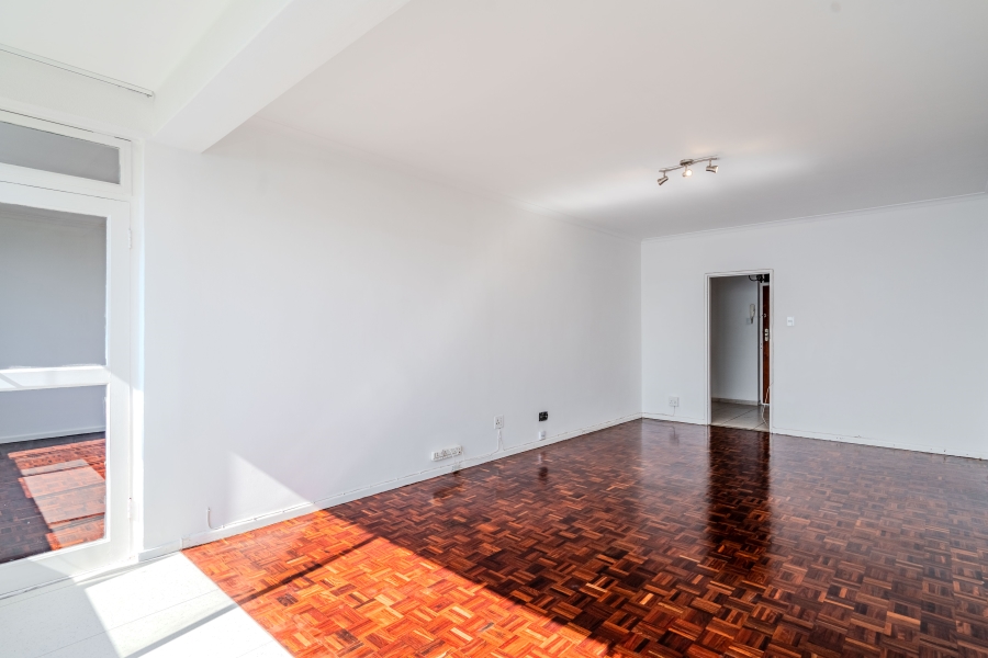 2 Bedroom Property for Sale in Mouille Point Western Cape